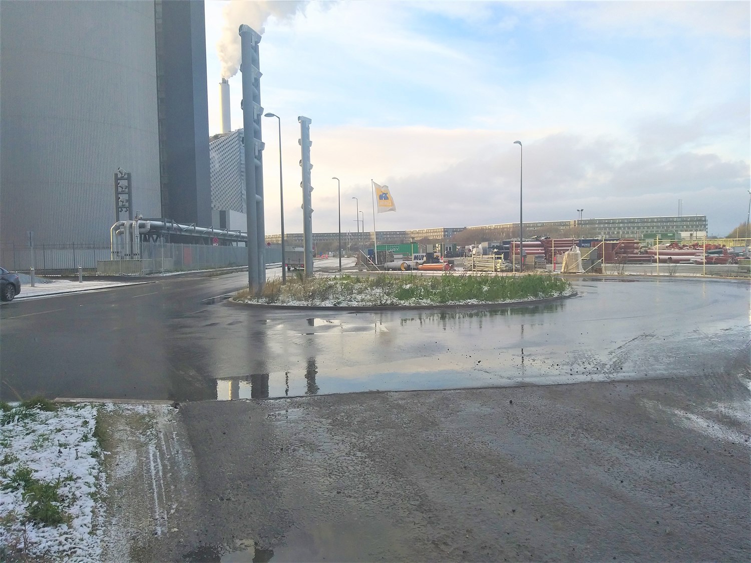 Busvendeplads med ledningsarbejde — billede 2